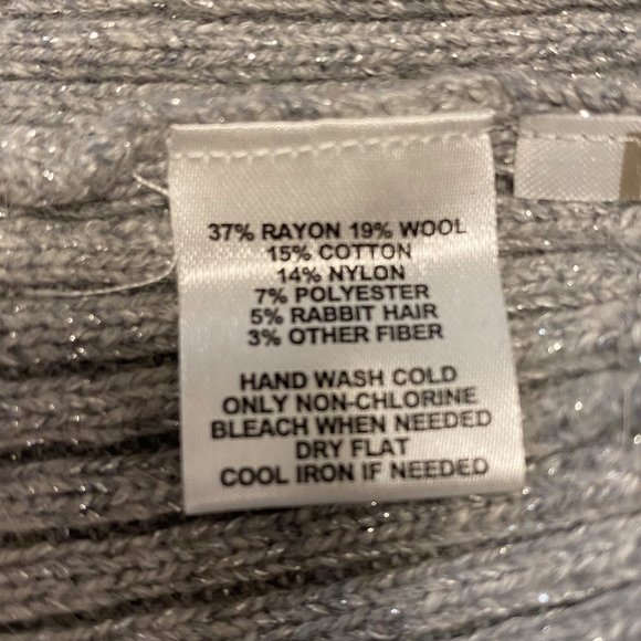 LOFT Grey Sparkly Cableknit V-neck Sweater - Picture 8 of 8